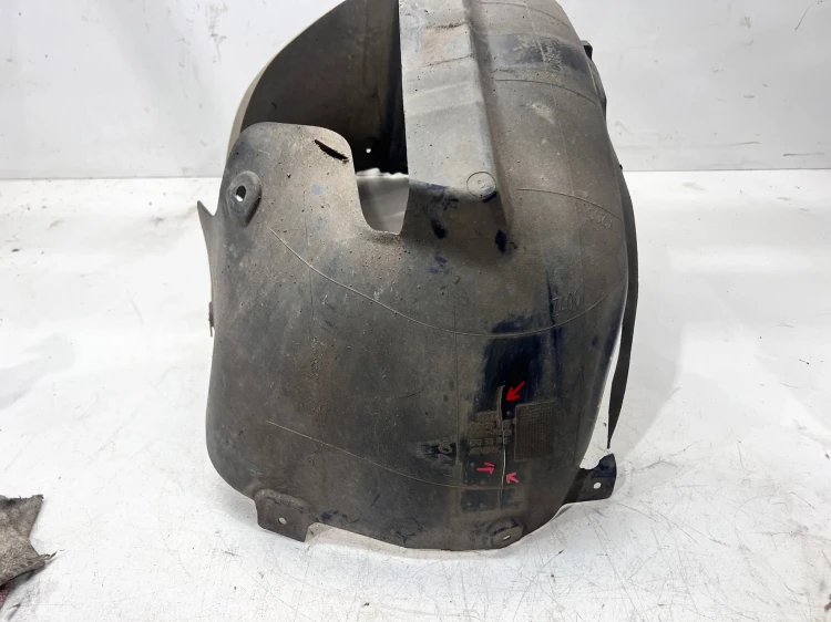 NADKOLE PLASTIKOWE LEWY PRZÓD AUDI A3 8P 8P0821171G 10/26