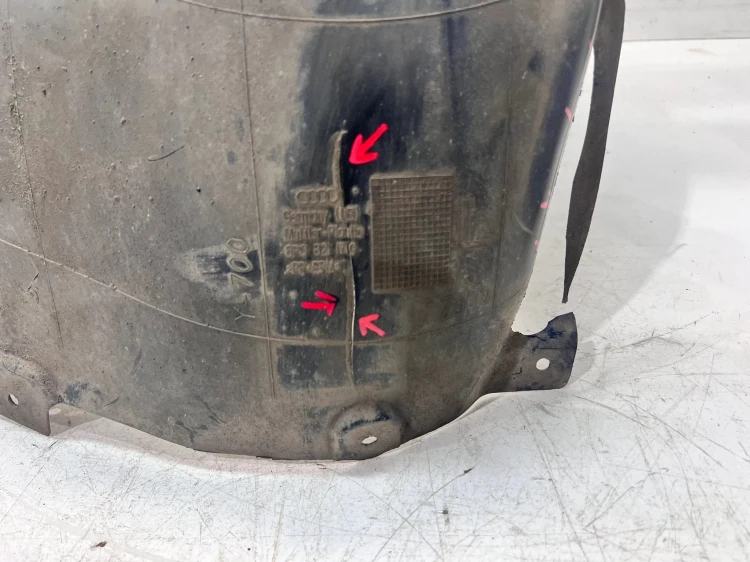 NADKOLE PLASTIKOWE LEWY PRZÓD AUDI A3 8P 8P0821171G 10/26