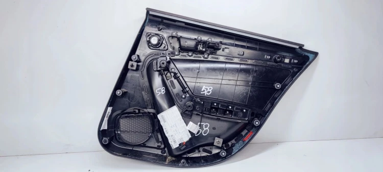 BOCZEK DRZWI LEWY TYŁ AUDI A4 B8 8K0867305 *58*