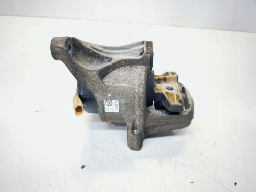 ŁAPA WSPORNIK PODUSZKA SILNIKA LEWA AUDI A4 B9 A5 8W 2.0 TDI 8W0199371AT