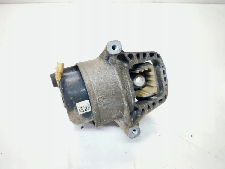 ŁAPA WSPORNIK PODUSZKA SILNIKA LEWA AUDI A4 B9 A5 8W 2.0 TDI 8W0199371AT