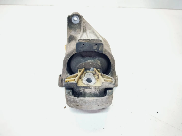 ŁAPA WSPORNIK PODUSZKA SILNIKA LEWA AUDI A4 B9 A5 8W 2.0 TDI 8W0199371AT