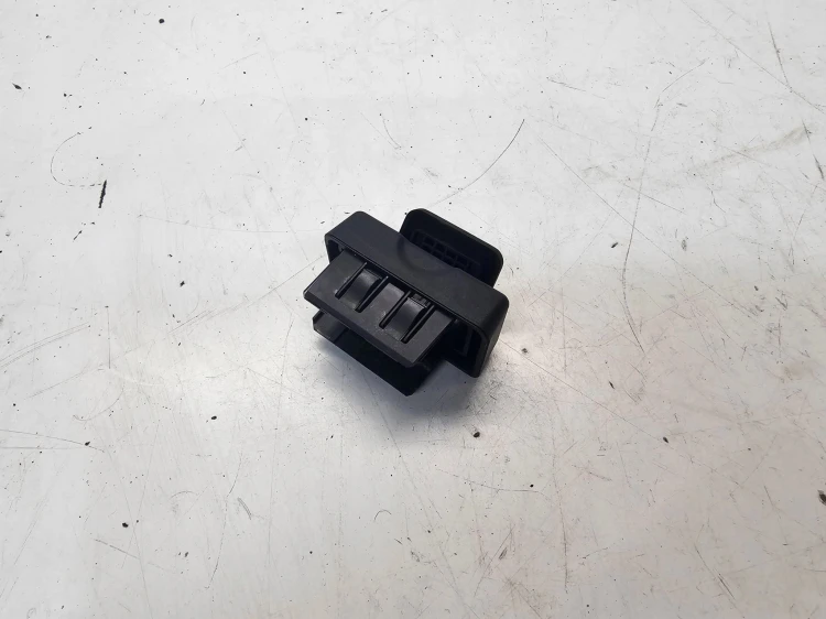 OSŁONA ZAŚLEPKA WTYCZKI MMI AUDI VW SEAT 4H0035909