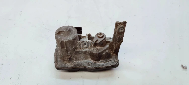PRZEPUSTNICA SPALIN WYDECHU AUDI A4 B9 A5 2.0 TDI 5Q0253691H