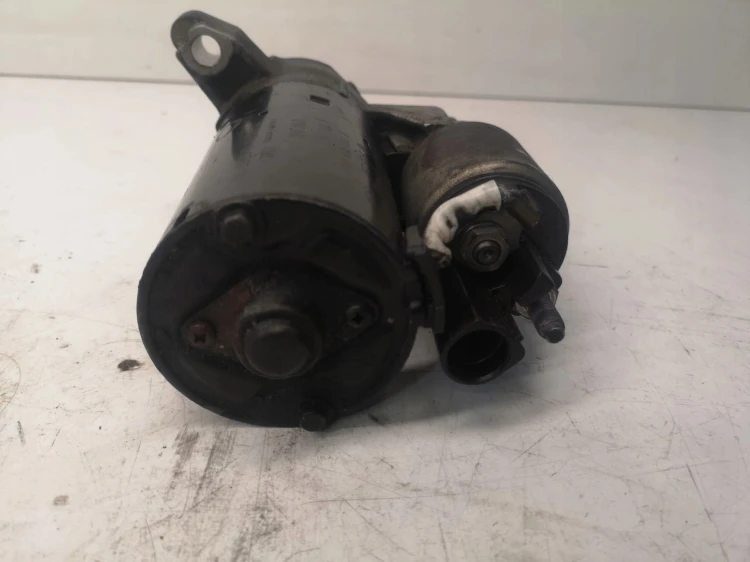 ROZRUSZNIK AUDI A4 B8 A5 Q5 3.2 FSI 079911021D *36