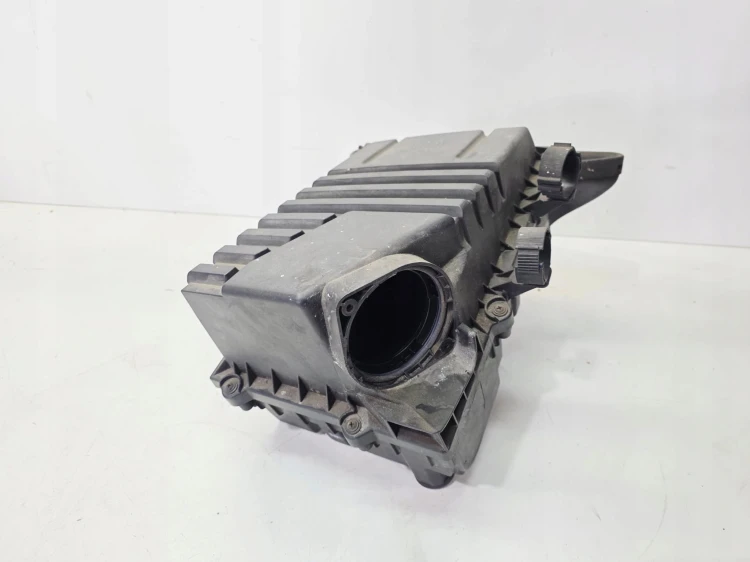 OBUDOWA FILTRA POWIETRZA AUDI TT TTS 8J 2.0 TFSI 8J0129601A 8J0129607A