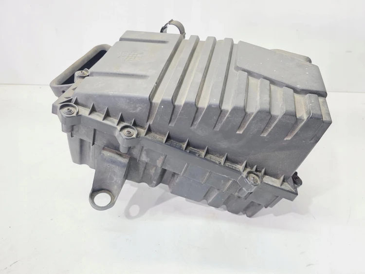 OBUDOWA FILTRA POWIETRZA AUDI TT TTS 8J 2.0 TFSI 8J0129601A 8J0129607A
