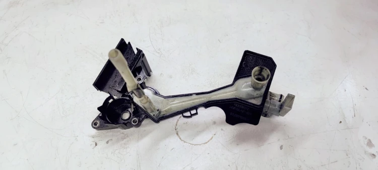 POMPA EŻEKTOROWA SKRZYNI CVT AUDI A4 A6 01J301515K