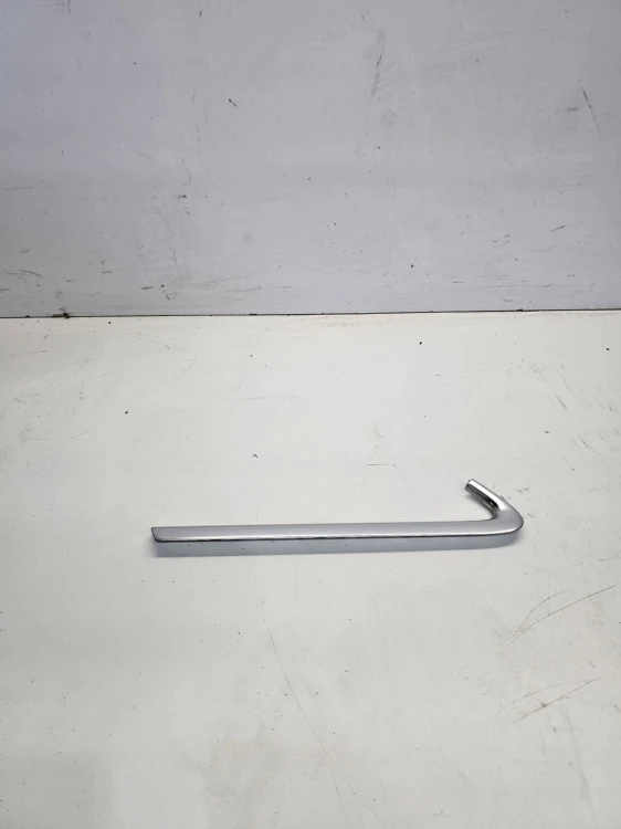 LISTWA KAROSERYJNA CHROM LEWA DOLNA AUDI Q3 8U 8U0853345