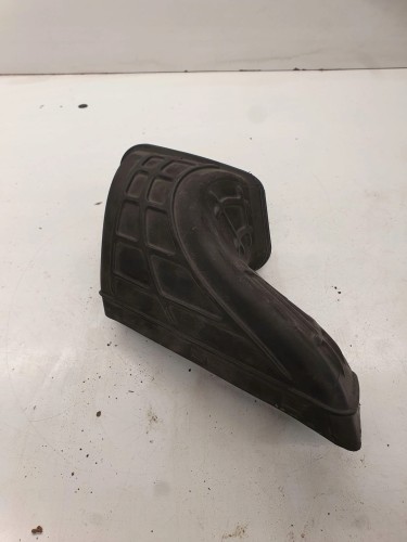 WLOT DOLOT POWIETRZA AUDI A4 B8 A5 1021300S01