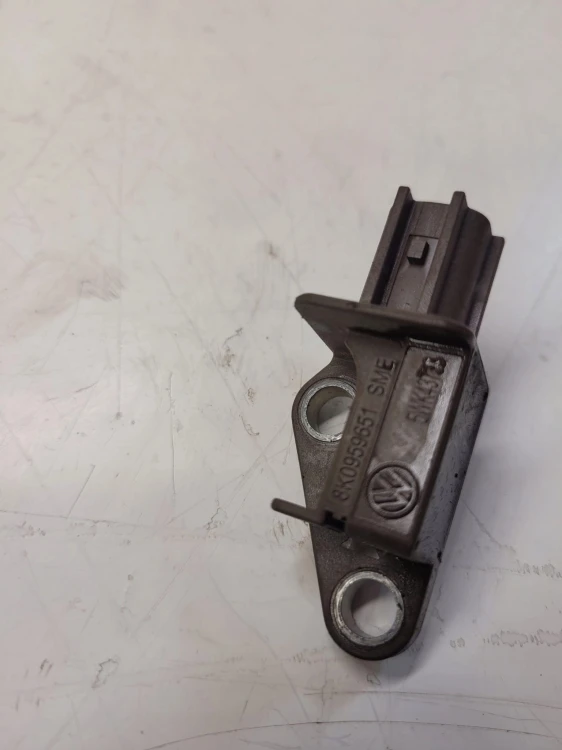 CZUJNIK UDERZENIOWY AUDI A4 B8 A5 Q5 8K0959651