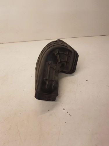 WLOT DOLOT POWIETRZA AUDI A4 B8 A5 8T 8K0129739A