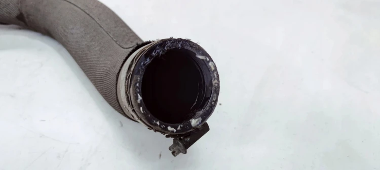 RURA WĄŻ INTERCOOLERA AUDI A4 B8 A5 LIFT 2.0 TDI 8K0145738AH