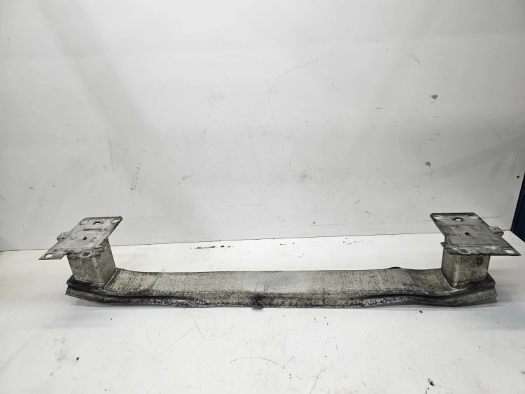 BELKA POD ZDERZAK PRZÓD AUDI A3 8V 8V0807109