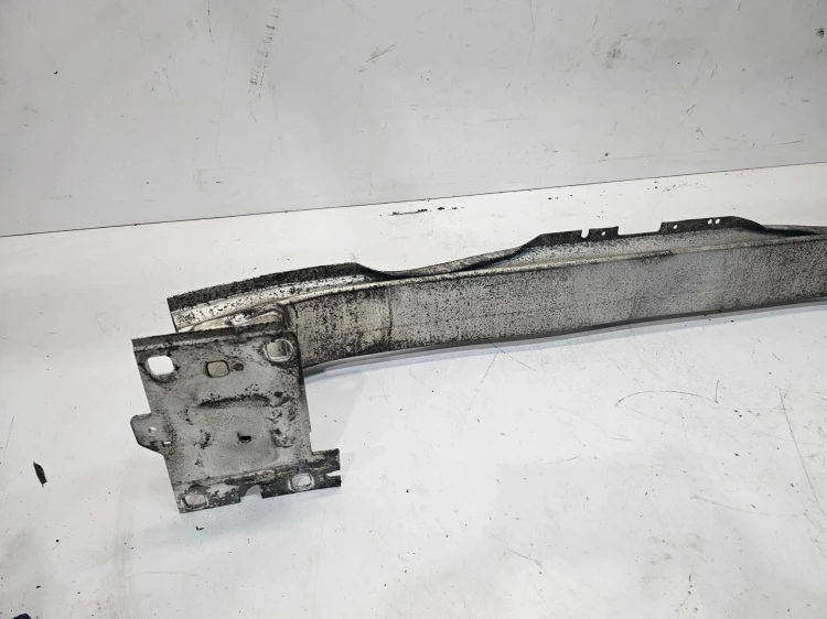 BELKA POD ZDERZAK PRZÓD AUDI A3 8V 8V0807109