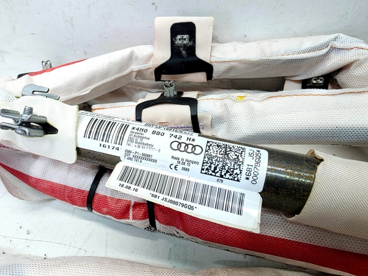 KURTYNA PODUSZKA POWIETRZNA PRAWA AUDI Q7 4M 4M0880742H