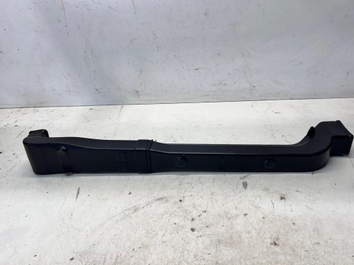 KIEROWNICA POWIETRZA KANAŁ TUNEL AUDI Q4 E-TRON SPORTBACK 1EA864253
