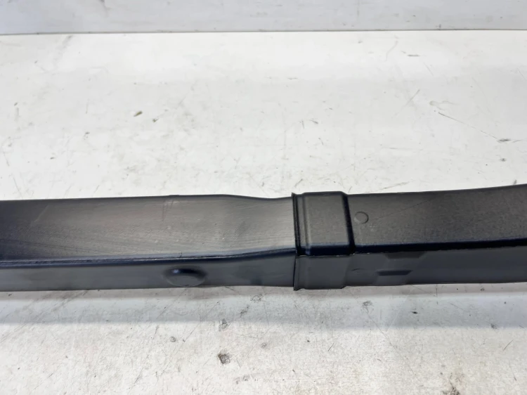 KIEROWNICA POWIETRZA KANAŁ TUNEL AUDI Q4 E-TRON SPORTBACK 1EA864253