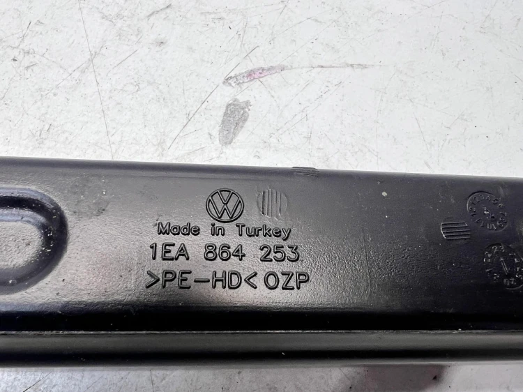 KIEROWNICA POWIETRZA KANAŁ TUNEL AUDI Q4 E-TRON SPORTBACK 1EA864253