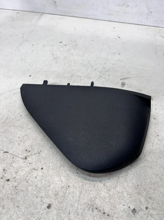 OSŁONA BEZPIECZNIKÓW DESKI AUDI Q7 4M 4M0857085A
