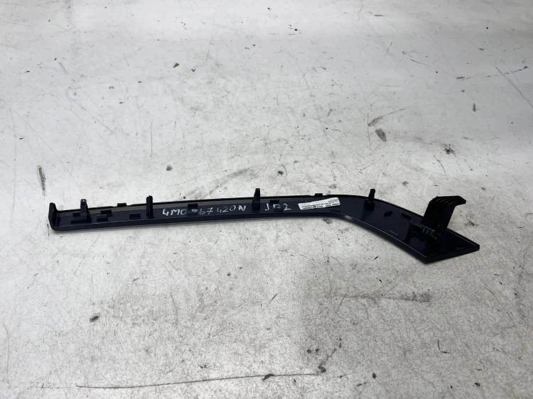 DEKOR DRZWI PRAWY TYŁ AUDI Q7 4M 4M0837420N JQ2