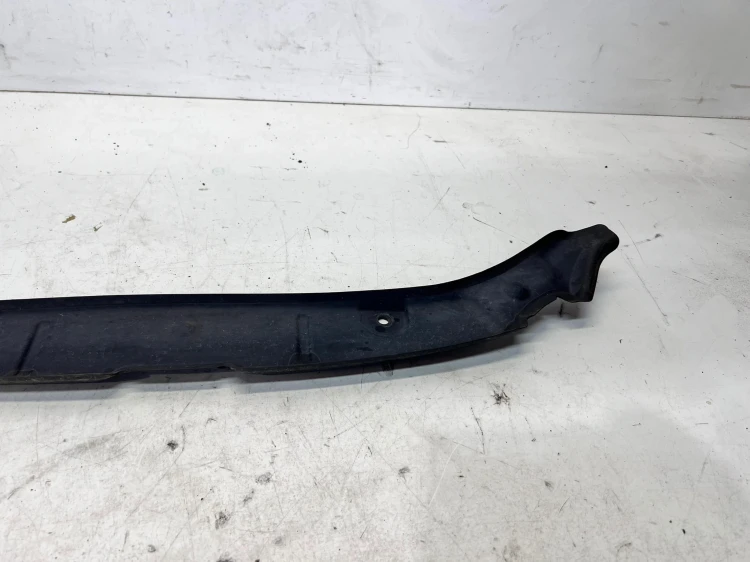 WYGŁUSZENIE BŁOTNIKA PRAWE AUDI Q7 4M 4M0821112