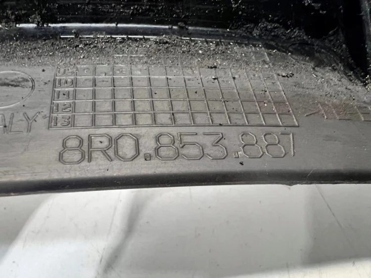 CHLAPACZ SPOJLERA LEWY AUDI Q5 8R 8R0853887