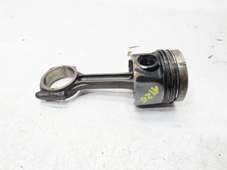TŁOK + KORBOWÓD AUDI A4 B9 A5 8W A6 VOLKSWAGEN SEAT SKODA 2.0 TDI 04LA 1/26