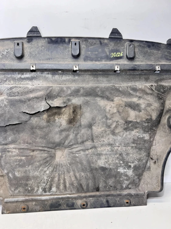 OSŁONA PŁYTA POD SILNIK AUDI Q5 8R 8R0863821C 90/26 USZK
