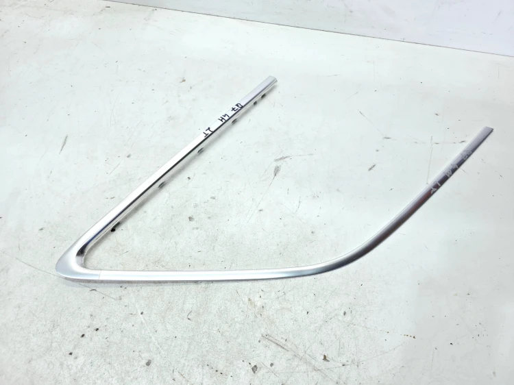 LISTWA KAROSERYJNA CHROM LEWA AUDI Q7 4M 4M0853345A