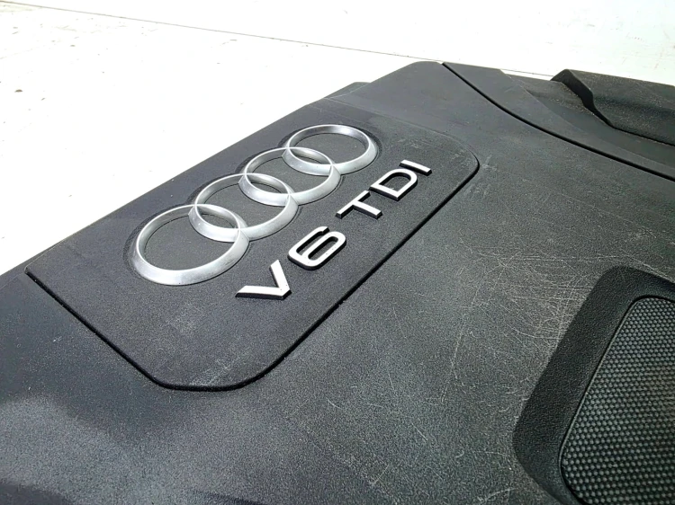 OBUDOWA FILTRA POWIETRZA POKRYWA SILNIKA GÓRNA AUDI Q7 4M 3.0 TDI 4M0133837