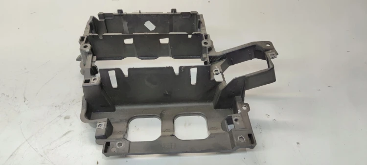 OBUDOWA RAMKA DESKI MMI AUDI A6 C6 4F1858005B