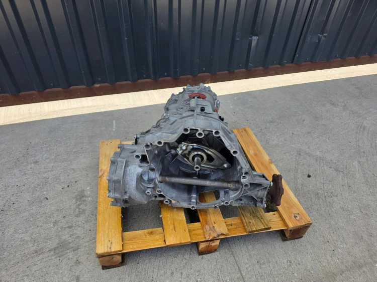 SKRZYNIA BIEGÓW MANUALNA AUDI A4 B8 A5 8T 2.0 TDI LLM ORYGINAŁ !!!