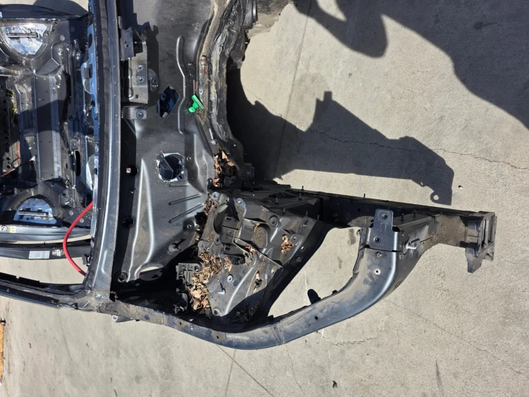 ĆWIARTKA PODŁUŻNICA FARTUCH PRAWY AUDI Q7 4M ORYGINAŁ !!!