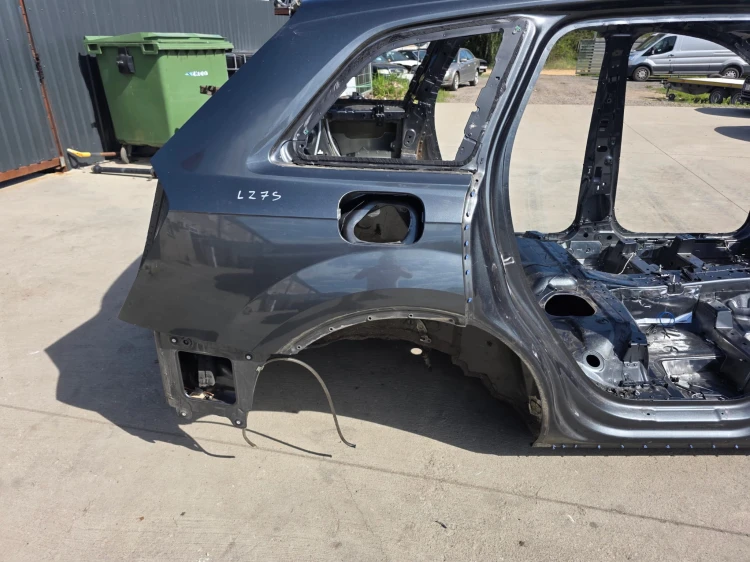 ĆWIARTKA BŁOTNIK PRAWY TYŁ AUDI Q7 4M LZ7S ORYGINAŁ !!!