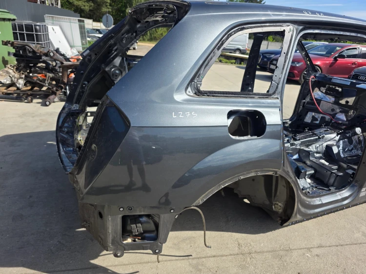 ĆWIARTKA BŁOTNIK PRAWY TYŁ AUDI Q7 4M LZ7S ORYGINAŁ !!!