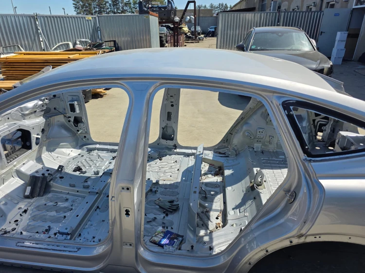 DACH ĆWIARTKA AUDI Q4 E-TRON ORYGINAŁ !!!