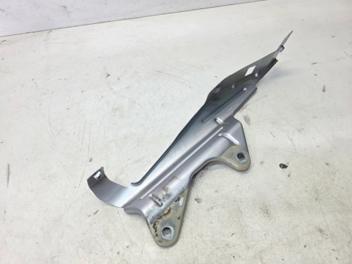 WSPORNIK MOCOWANIE BŁOTNIKA LEWY PRZÓD AUDI Q4 E-TRON 89A821469