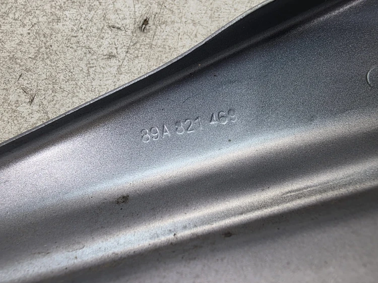 WSPORNIK MOCOWANIE BŁOTNIKA LEWY PRZÓD AUDI Q4 E-TRON 89A821469