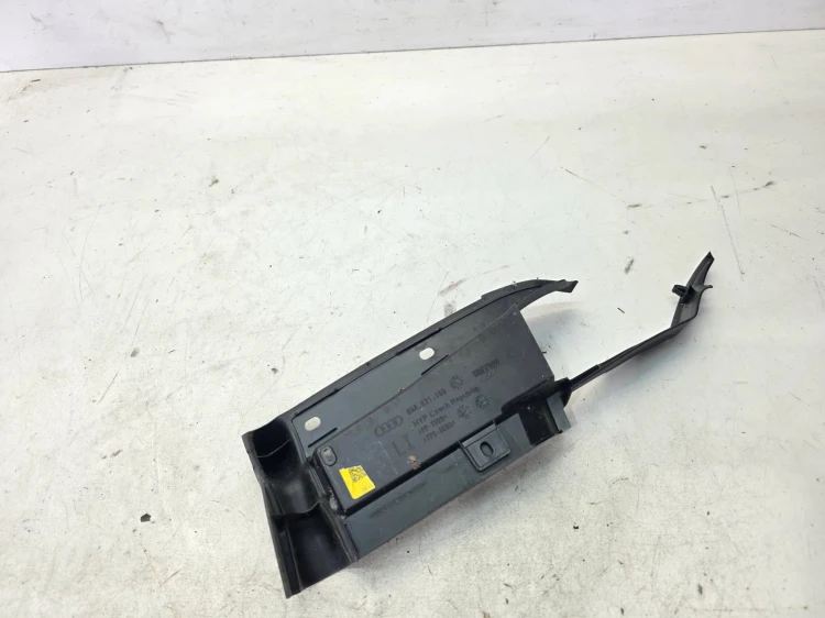 NAKŁADKA OSŁONA ZAWIASU MASKI LEWA AUDI Q4 E-TRON 89A821169