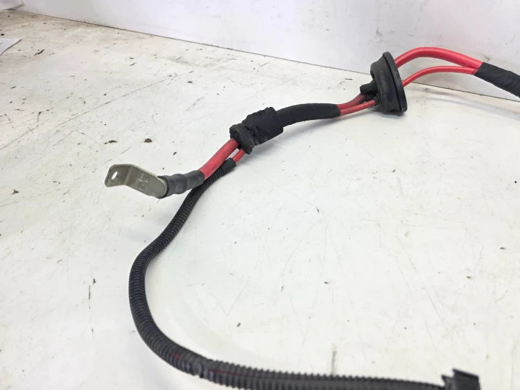 PRZEWÓD KLEMA PLUSOWA AUDI Q7 4M 4M0971225AT