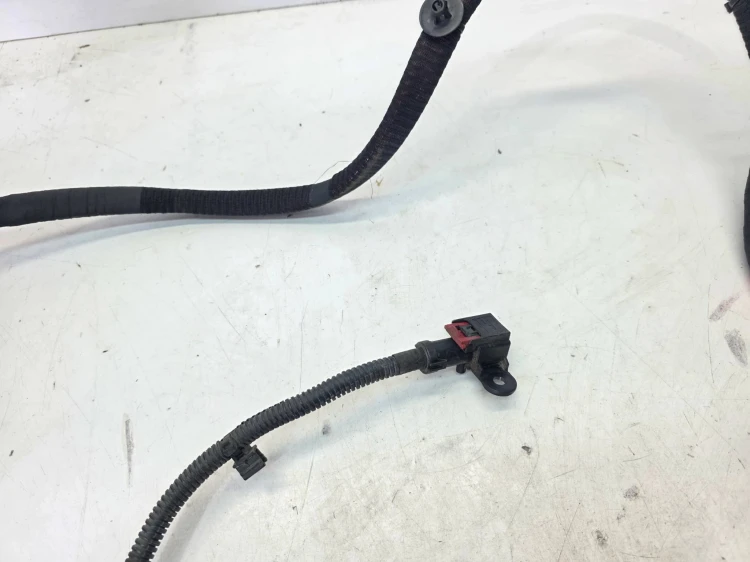 PRZEWÓD KLEMA PLUSOWA AUDI Q7 4M 4M0971225AT