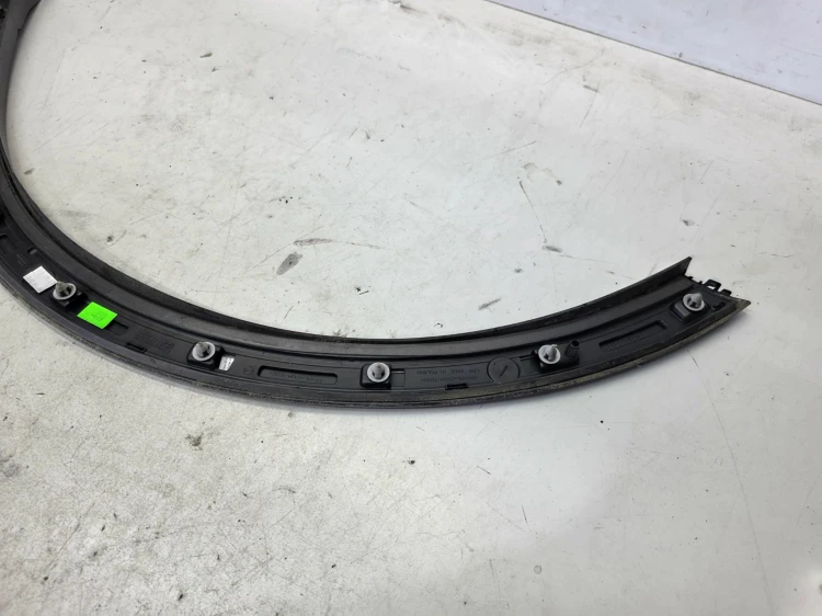 LISTWA Z BŁOTNIKA NAKŁADKA PRAWY PRZÓD AUDI Q4 E-TRON 89A853718C