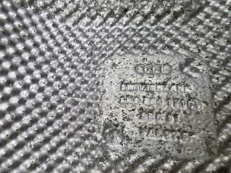OSŁONA TERMICZNA TŁUMIKA LEWA AUDI A4 B8 A5 8K0804171A 2/26
