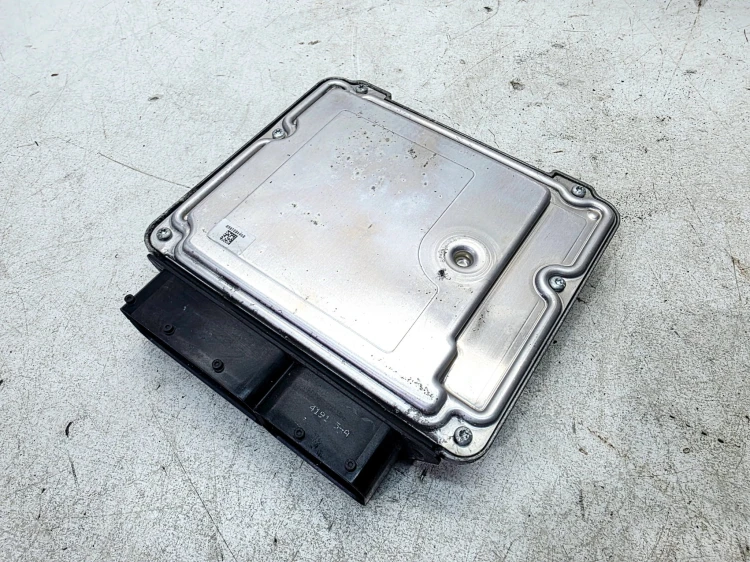 KOMPUTER STEROWNIK SILNIKA AUDI A3 8P 2.0 TFSI 8P0907115BA