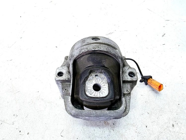 PODUSZKA SILNIKA Z CZUJNIKIEM AUDI A4 B8 A5 8T Q5 8R 8K0199381NR