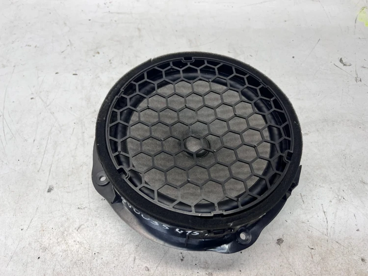 GŁOŚNIK NISKOTONOWY PRZÓD AUDI A3 8V 8V0035415A