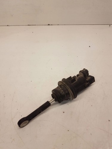 POMPKA SPRZĘGŁA AUDI A4 B8 A5 8T Q5 8K2721401E