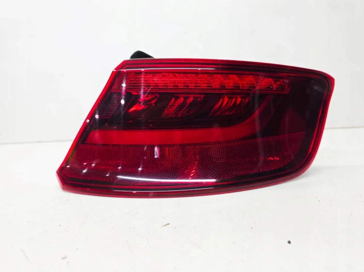 LAMPA PRAWY TYŁ LED AUDI A3 8V SPORTBACK 8V4945096D