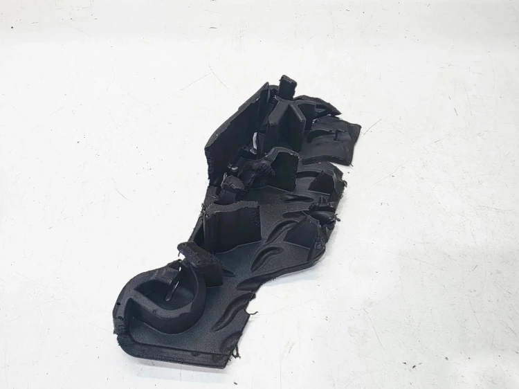 OSŁONA WYGŁUSZENIE WTRYSKÓW AUDI VOLKSWAGEN SEAT SKODA 2.0 TDI 03L103954A